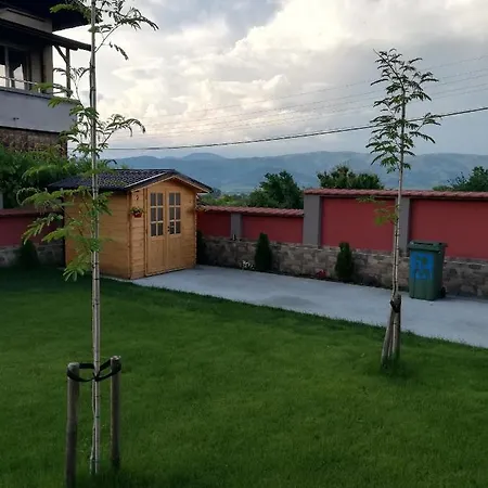 детелина - лина Villa Sapareva Banya