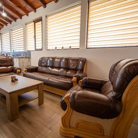 Βίλα детелина - лина *