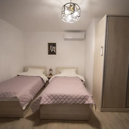 детелина - лина *