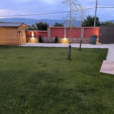 детелина - лина Βίλα