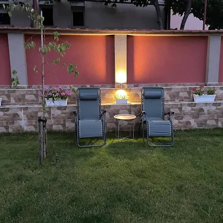 Villa детелина - лина