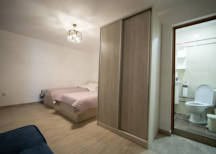 Луксозна вила детелина - лина