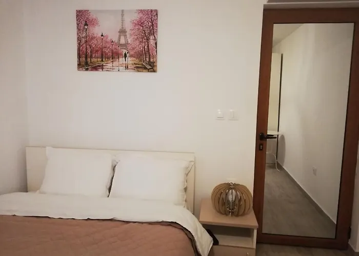 Луксозна вила детелина - лина Сапарева Баня